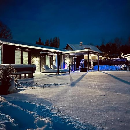 Voralpen Lodge - Ferienhaus mit Wellnessbereich Traisen Exterior foto